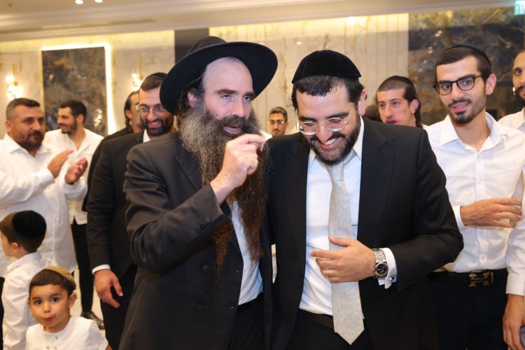 שמחת בר המצווה לבנו של ראש ישיבת "שלהבת התורה" הרב אבידן סנדרוסי שליט"א שמחת בר המצווה לבנו של ראש ישיבת "שלהבת התורה" הרב אבידן סנדרוסי שליט"א