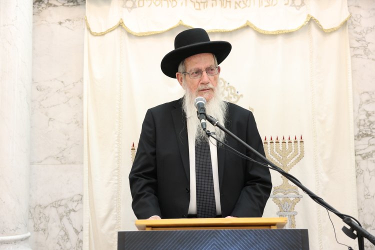 מעמד פתיחת סניף לכולל "ברכת אברהם" במעלה אדומים (צילום: יעקב כהן) מעמד פתיחת סניף לכולל "ברכת אברהם" במעלה אדומים (צילום: יעקב כהן)