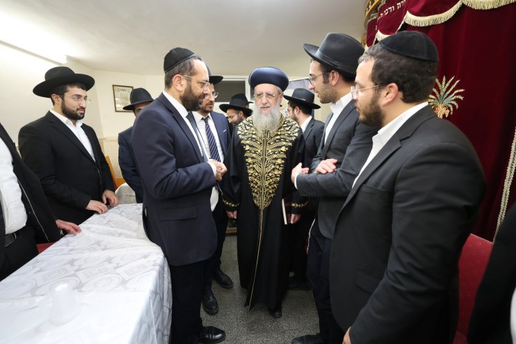מעמד פתיחת סניף לכולל "ברכת אברהם" במעלה אדומים (צילום: יעקב כהן) מעמד פתיחת סניף לכולל "ברכת אברהם" במעלה אדומים (צילום: יעקב כהן)
