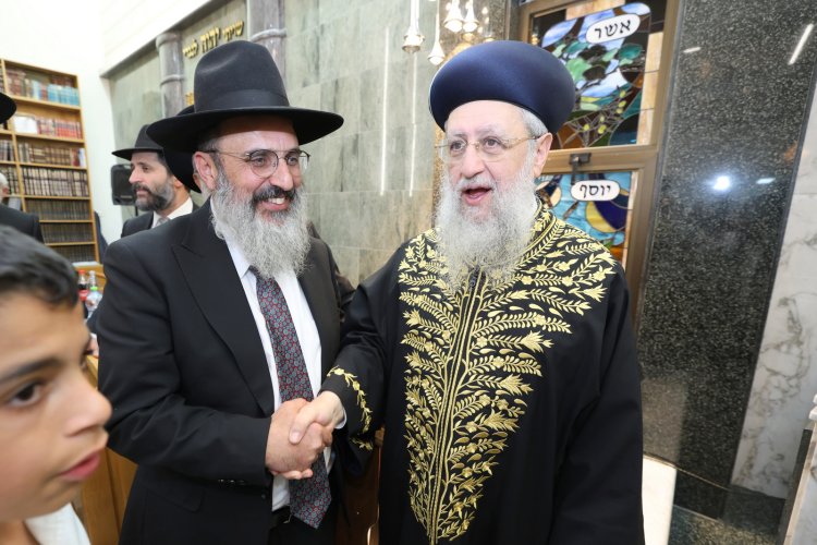 מעמד פתיחת סניף לכולל "ברכת אברהם" במעלה אדומים (צילום: יעקב כהן) מעמד פתיחת סניף לכולל "ברכת אברהם" במעלה אדומים (צילום: יעקב כהן)