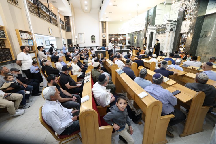 מעמד פתיחת סניף לכולל "ברכת אברהם" במעלה אדומים (צילום: יעקב כהן) מעמד פתיחת סניף לכולל "ברכת אברהם" במעלה אדומים (צילום: יעקב כהן)