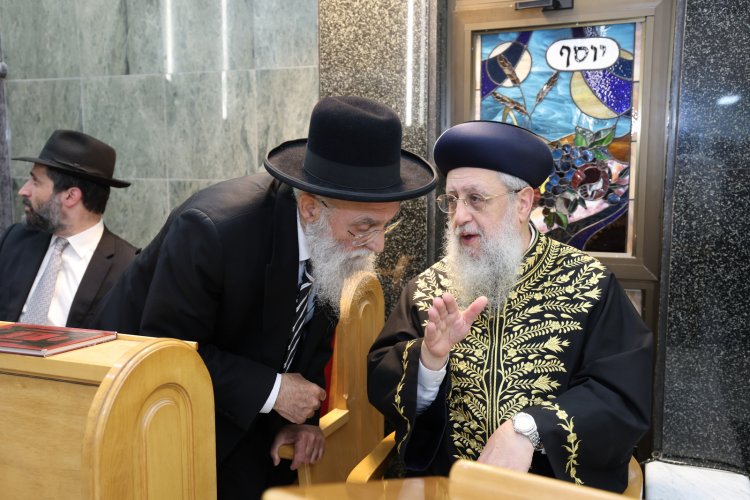 מעמד פתיחת סניף לכולל "ברכת אברהם" במעלה אדומים (צילום: יעקב כהן) מעמד פתיחת סניף לכולל "ברכת אברהם" במעלה אדומים (צילום: יעקב כהן)