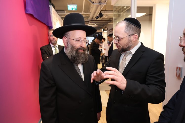 השקת האולפנים והאתר החדשים (צילום: שלומי כהן) השקת האולפנים והאתר החדשים (צילום: שלומי כהן)
