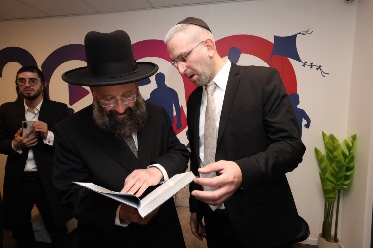 השקת האולפנים והאתר החדשים (צילום: שלומי כהן) השקת האולפנים והאתר החדשים (צילום: שלומי כהן)