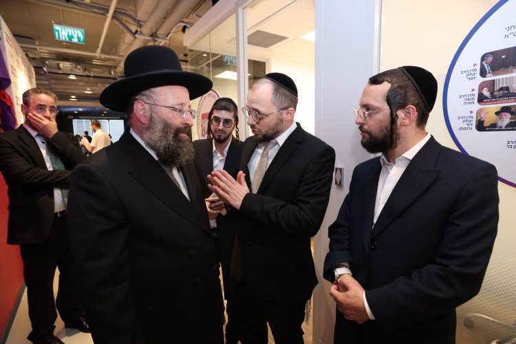 השקת האולפנים והאתר החדשים (צילום: שלומי כהן) השקת האולפנים והאתר החדשים (צילום: שלומי כהן)