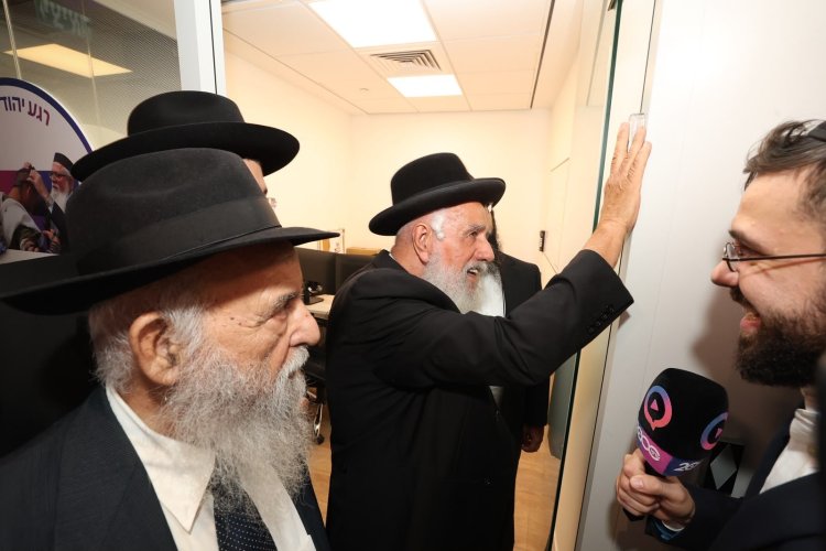 השקת האולפנים והאתר החדשים (צילום: שלומי כהן) השקת האולפנים והאתר החדשים (צילום: שלומי כהן)