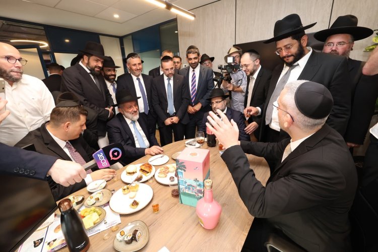 השקת האולפנים והאתר החדשים (צילום: שלומי כהן) השקת האולפנים והאתר החדשים (צילום: שלומי כהן)