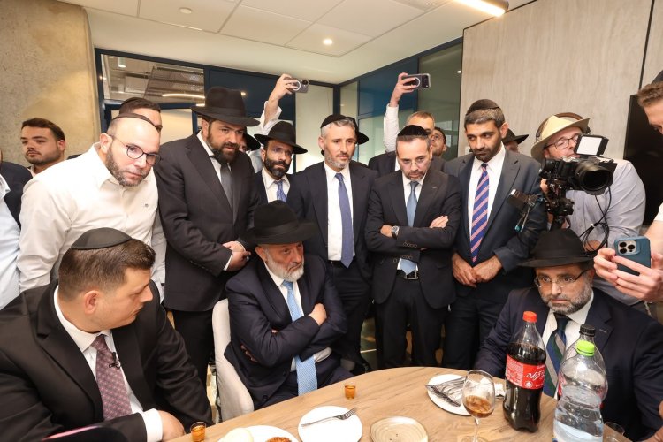 השקת האולפנים והאתר החדשים (צילום: שלומי כהן) השקת האולפנים והאתר החדשים (צילום: שלומי כהן)
